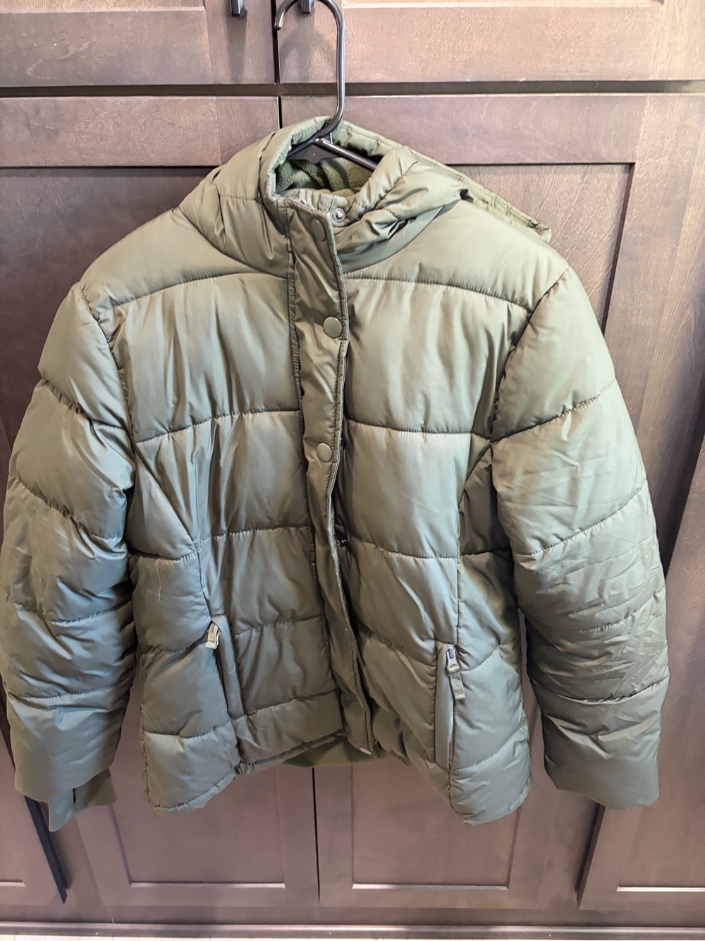 Amazon Essentials Olive Green Heavyweight Hooded Puffer Coat